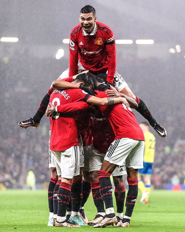 那不勒斯本 那不勒斯本